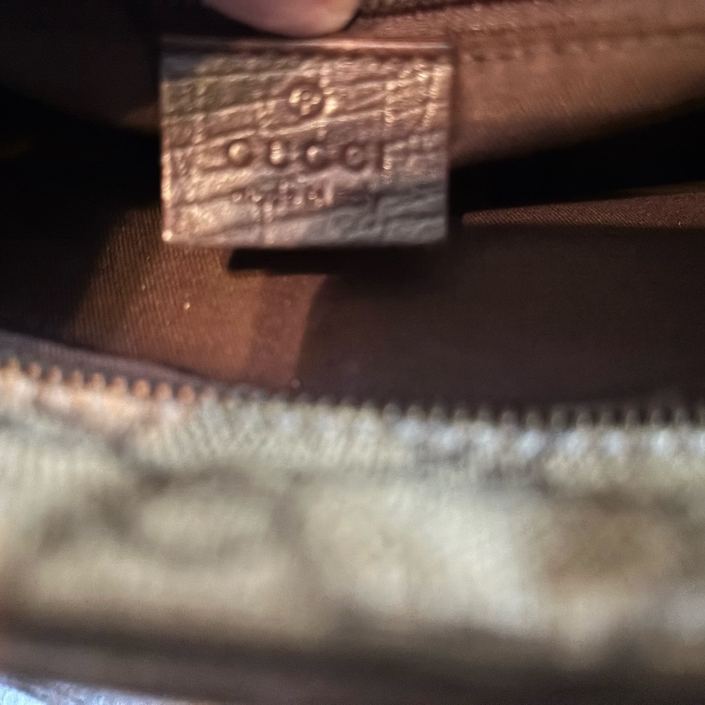 Authentic Vintage Gucci GG Supreme Messenger Bag – Brown/Beige - Picture 7 of 8